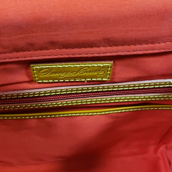 Handbag - Picture 10 of 12